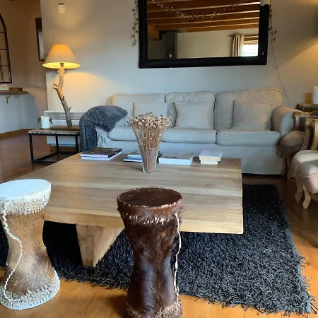 Casa En Residential Con Jardin Y Piscina * Estavar