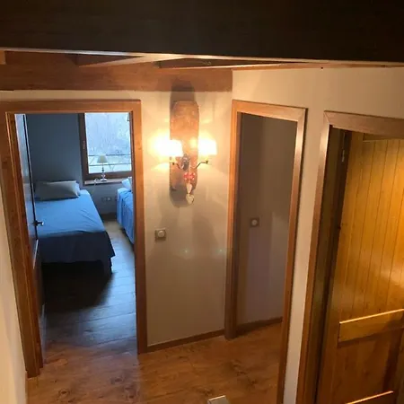 Holiday home Casa En Residential Con Jardin Y Piscina Estavar