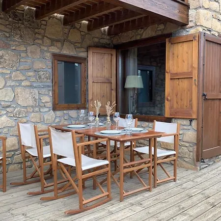 Casa En Residential Con Jardin Y Piscina Feriehus
