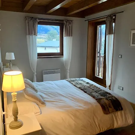 Casa En Residential Con Jardin Y Piscina Feriehus