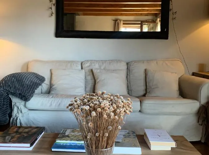 Nyaraló Casa En Residential Con Jardin Y Piscina Estavar