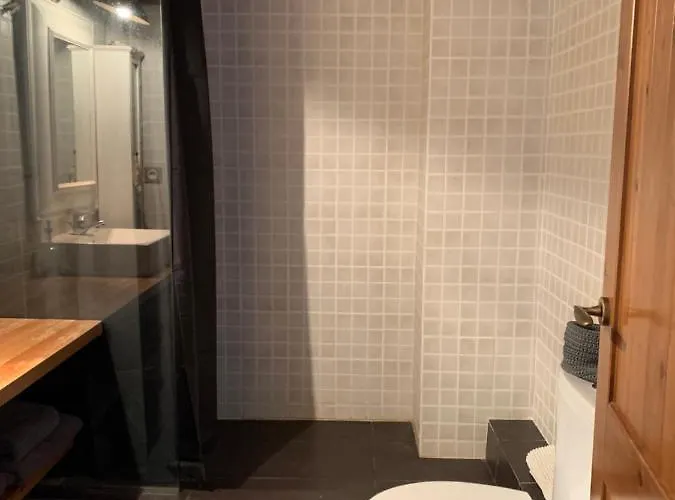 Casa En Residential Con Jardin Y Piscina * Estavar